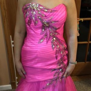 Prom dress bejeweled front never worn with tool
